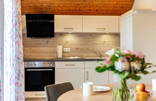 Salem Apartment | Panorama apartment with balcony