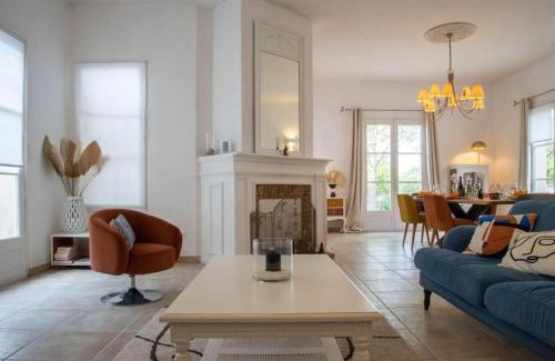 Carcassonne House | Panorama by maison bacou