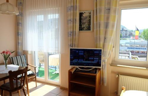 Alf House | Panorama-Café MOSELGARTEN
