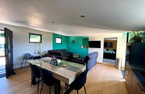 Seigy House | Panorama