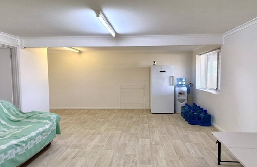 Lake Wangary House | Panorama Holiday Home on the Esplanade with big sunsets views are rare.
