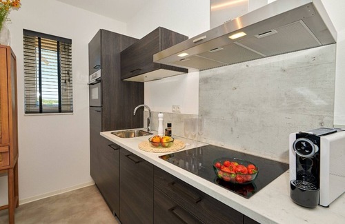 Thorn Apartment | Panorama Lake View Apartment 6p