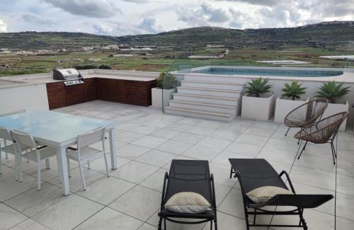 Mgarr Apartment | Panorama Lounge - Romantic Getaway with private pool