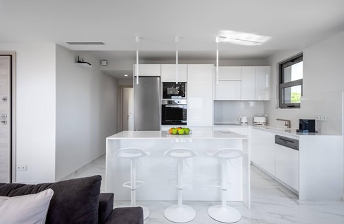 Ixia House | Panorama Luxury Penthouse