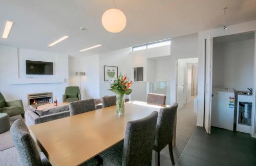Queenstown Apartment | Panorama Terrace Apartments - Element Escapes