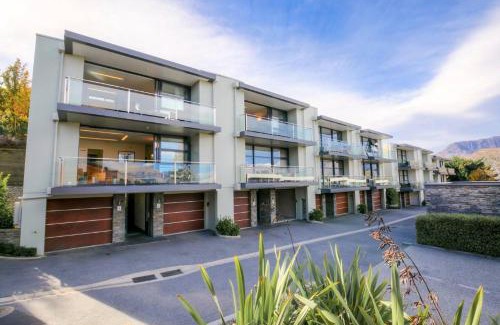 Queenstown Apartment | Panorama Terrace Apartments - Element Escapes