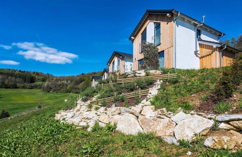 Mistelgau House | Panoramabungalow WD 01A - Panoramabungalow im Feriendorf an der Therme Obernsees