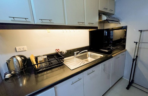 Bagumbayan Apartment | Panoramic 1 bedroom at Le Grand One Eastwood
