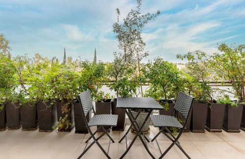 Mets Apartment | Panoramic 1BR Apartment near Kallimarmaro Stadium