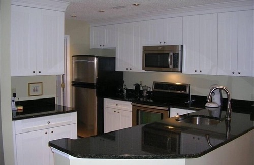 Shipyard Plantation Condo | PANORAMIC GOLF LAGOON VIEW,WALK TO BEACH, BEACH LOCKER,GAS GRILLS,LOVELY POOL
