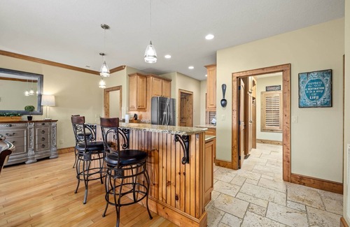 Banner Elk Condo | Panoramic Luxury Retreat | Prime Location Views 1A
