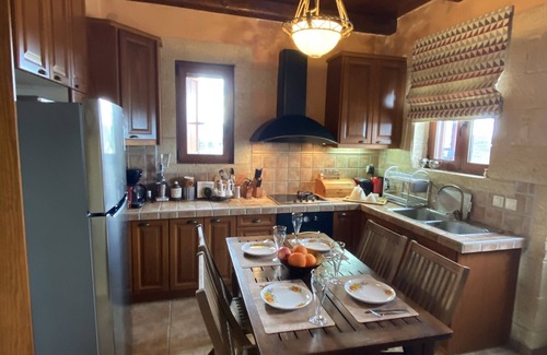 Kontomari Villa | Panoramic luxury with heated infinity pool, sun deck, gym, bbq patio and garden