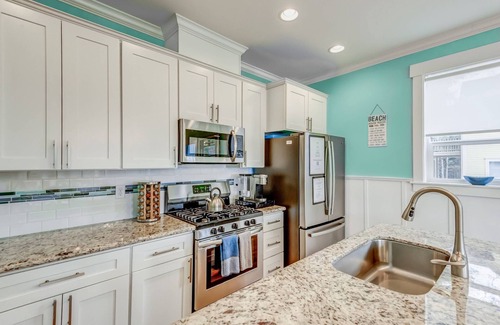 Nelscott House | Panoramic Ocean and Forest Views, Hot Tub, Large Deck, BBQ, and Seating, Communal Pool & Playground