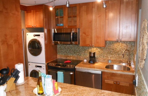 Kihei Condo | Panoramic Ocean View! Best Beaches! ~A/C~ keeps you cool!