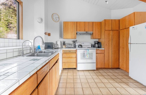 Sea Ranch House | Panoramic Ocean Views, Hot Tub Under The Stars