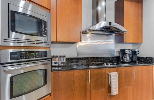 Daytona Beach Apartment | Panoramic Oceanview Penthouse Luxury Beach Condo