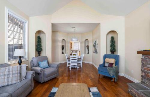 Indian Point Apartment | Panoramic Penthouse at SDC