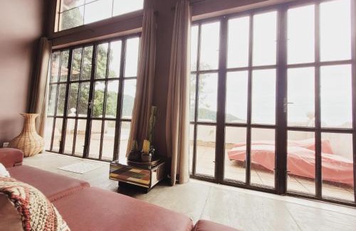 Rio Comprido Apartment | Panoramic Rio Escape - Loft w Epic View, Sun Terrace and Jacuzzi