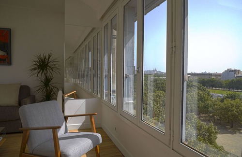 7th Arrondissement Apartment | Panoramic Rooftop Invalides