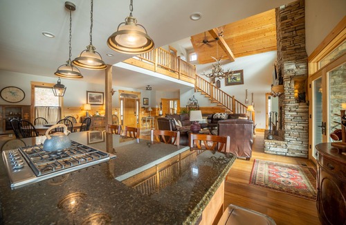 Robbinsville House | Panoramic Santeetlah Lake and Mountain Views in Quiet WNC Cove