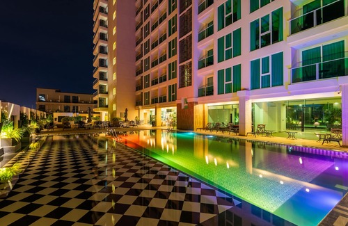 South Pattaya Condo | Panoramic Sea, City And Mountain Views by City Garden Tower