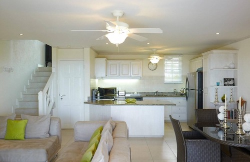 Reeds Bay Villa | Panoramic sea views, Modern home, private pool and 10 minute walk to the beach.