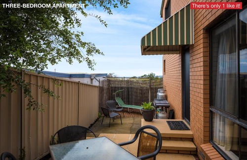 Merimbula House | Panoramic Townhouses by Lisa