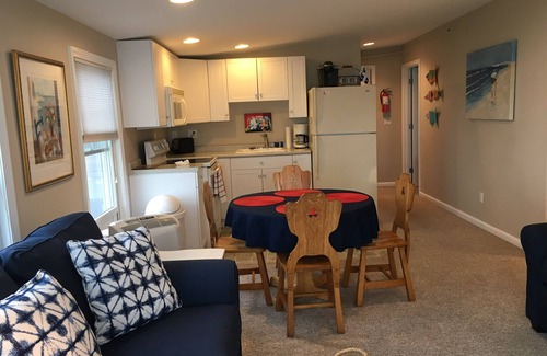 Scarborough Apartment | Panoramic Views & Crashing Waves