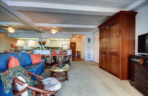 Kaanapali Condo | Panoramic View of Black rock and beach