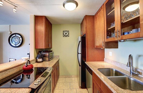 Kihei Condo | Panoramic Views and Sunsets Nightly