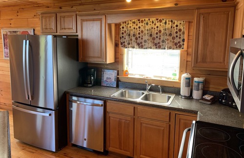 Sevierville Cabin | Panoramic Views of the Smoky Mountains