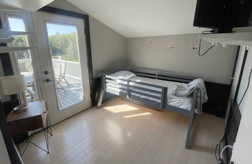 Marion House | Panoramic views of the ocean, large deck with direct access to the water