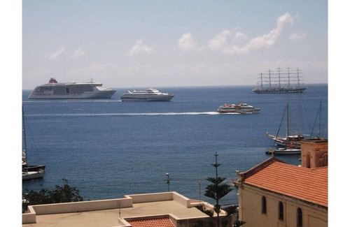 Lipari Historic Centre Villa | Panoramic villa, 100 meters from the sea and 400 from the port of Lipari, with 3 apartments.