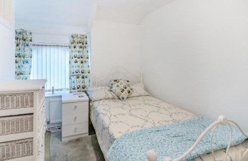 Margam House | Pant Glas Cottage