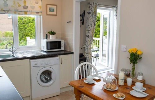 Aberaeron Apartment | Pant y Celyn Studio Apartment, Aberaeron