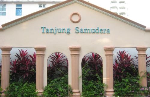 Tanjung Kling Apartment | Pantai Puteri Homestay