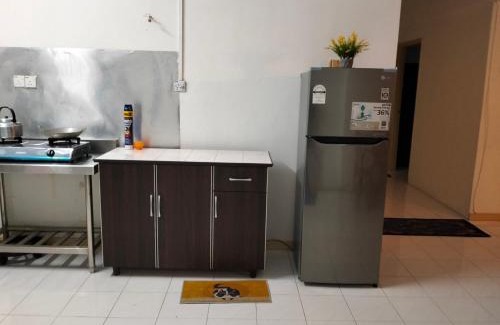 Tanjung Kling Apartment | Pantai Puteri Kondominium