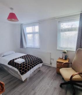 Redbridge House | Panthea Home