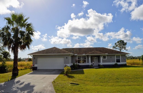 Joel House | Panthers Home