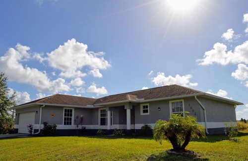 Joel House | Panthers Home