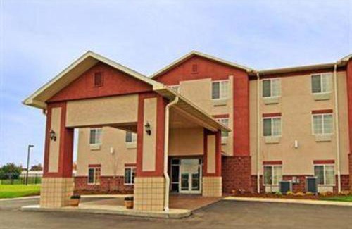 Paola Hotel | Paola Inn and Suites