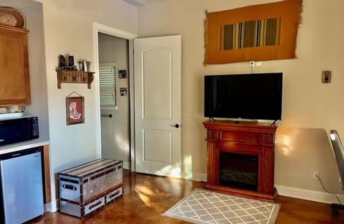 Converse Apartment | Papa's Casita at SoJo Ranch