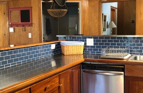 Whitefish House | Papa's Place - A secluded lake front property on the edge of Whitefish