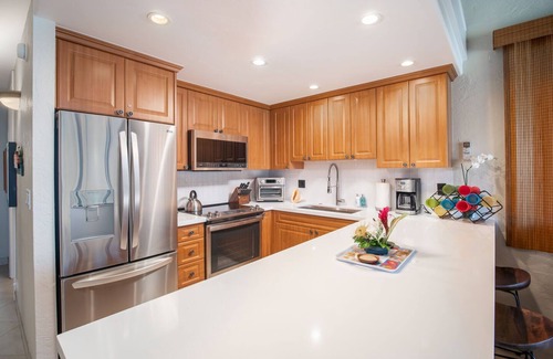 Honokowai Condo | Papakea Penthouse K-401 2 Bed 2 Bath with A/C