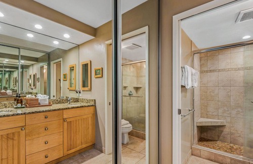 Honokowai Condo | ~ Papakea's Finest ~OCEAN FRONT Luxury 2 bedroom 2 bath w/BRAND NEW REMODEL ~AC in every room ~L206