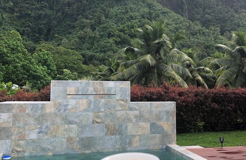 Papara Villa | Paparadise, a haven of peace in the heart of Papara on the island of Tahiti.