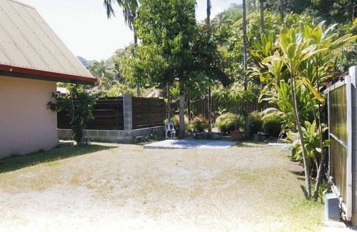 Tiarei House | Papen's bungalow Summ