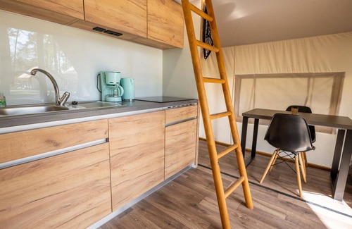 Zutendaal House | Papendaal lodge 6 Glampingtent by Interhome