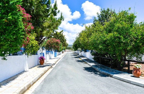 Agios Georgios Pegeias Villa | Paphos Paradise: Villa Bliss