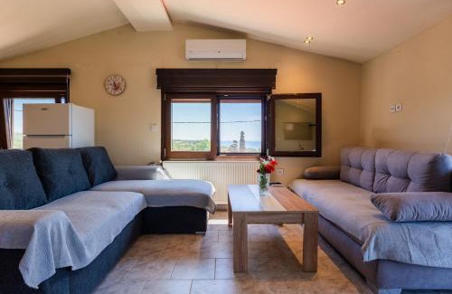 Alexandroupoli Villa | Papi's free parking Villa